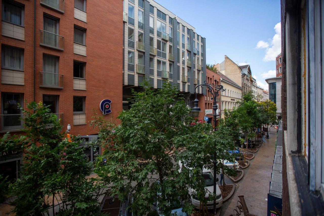Stylish Quentin Apartment In The King Street Budapest Luaran gambar