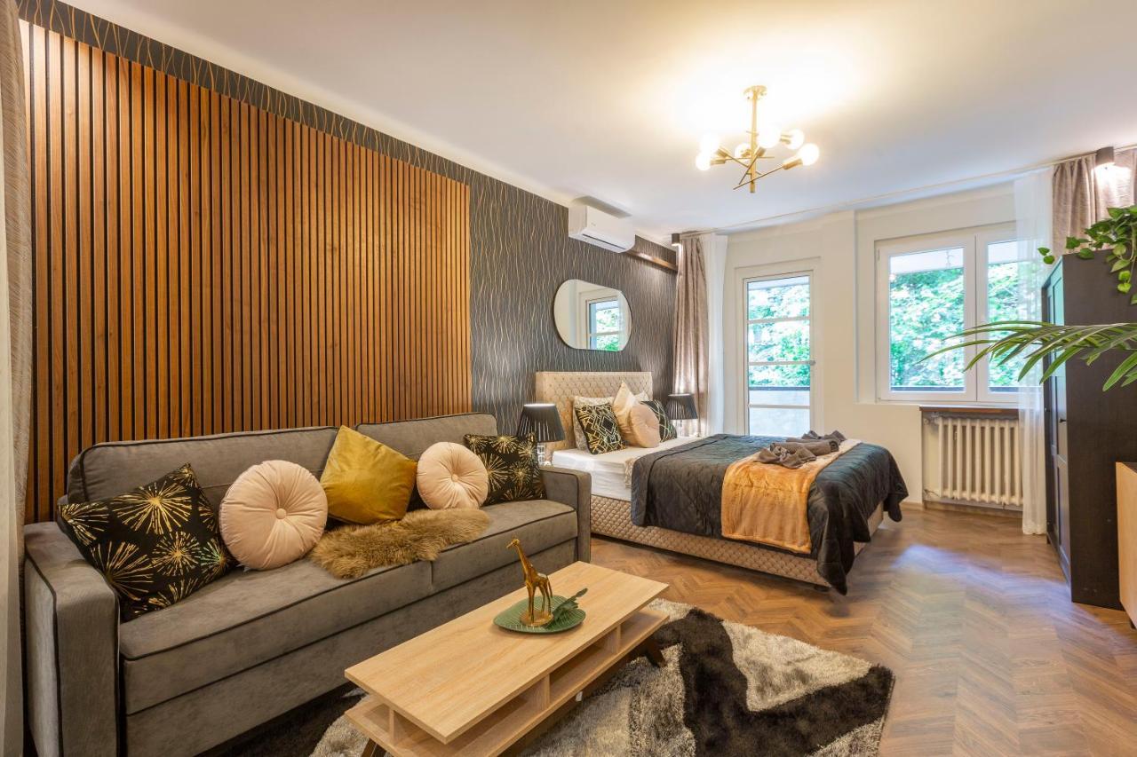 Stylish Quentin Apartment In The King Street Budapest Luaran gambar