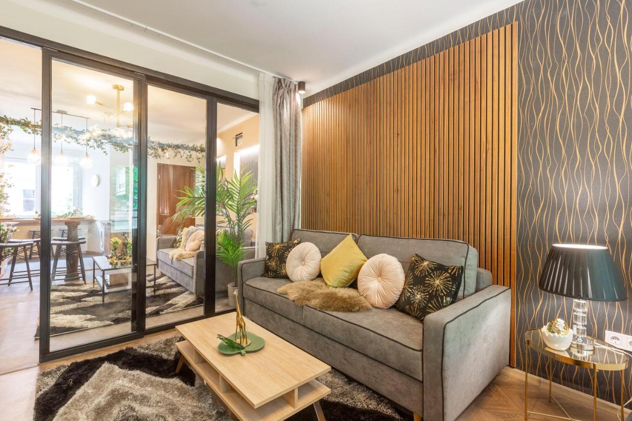 Stylish Quentin Apartment In The King Street Budapest Luaran gambar