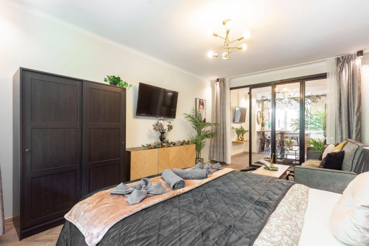 Stylish Quentin Apartment In The King Street Budapest Luaran gambar